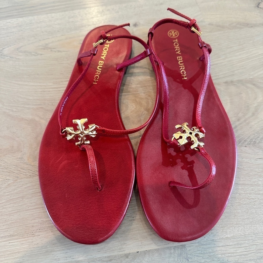 Tory Burch Capri T-Strap Medallion Slingback Sandals red size 9 NIB